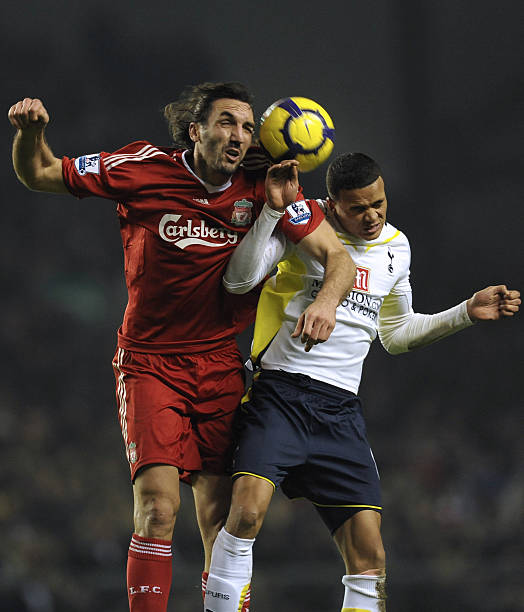 们对守门员 们对守门员