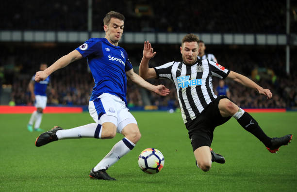 的转会策略 的转会策略